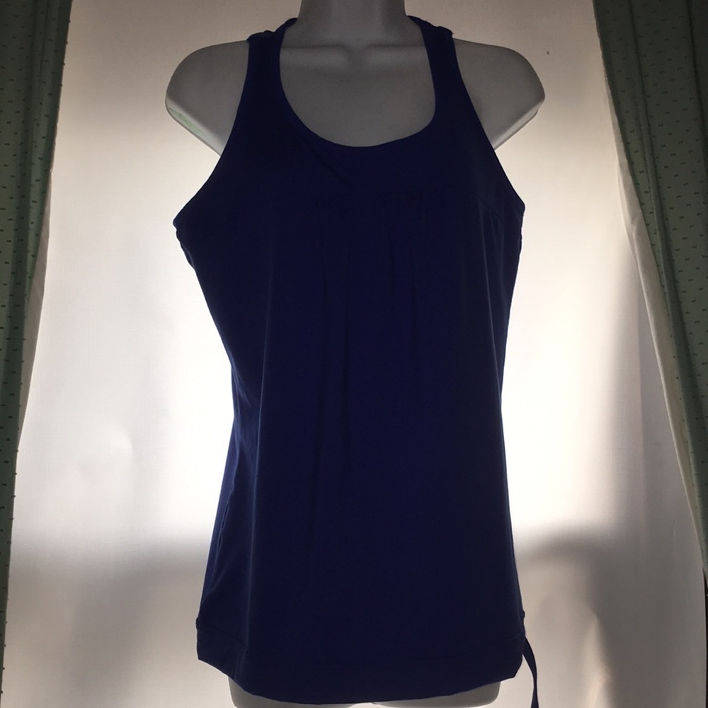 Athleta work out tank tops